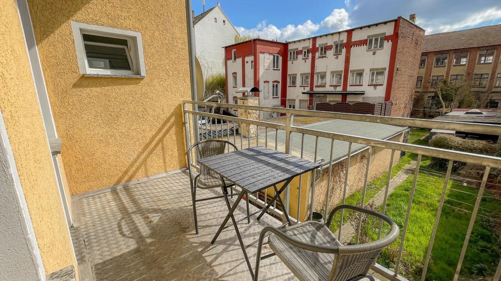 Apartment In Weissenfels Bei Leuna Mit Wlan & Terrasse Εξωτερικό φωτογραφία